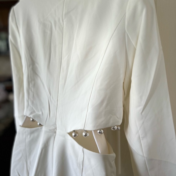 Lavish Alice Cut Out Detail Blazer Dress with Pearl Trim SZ 8 NWT - Picture 13 of 15